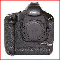 Canon 1DS Mk3 digital slr Canon 1DS Mk3 digital slr